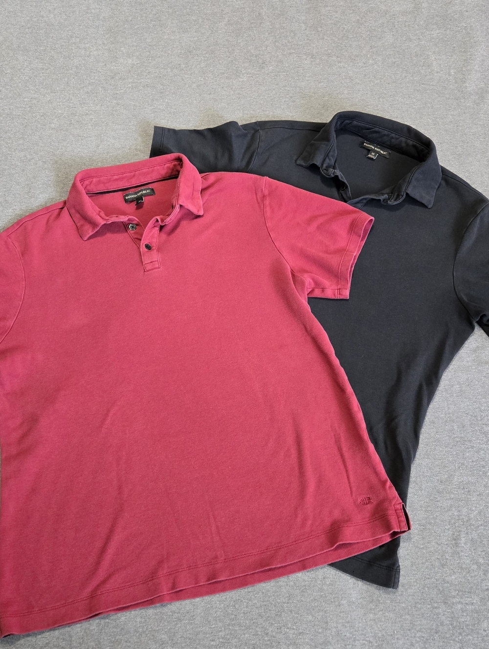 Lot Of 2 Banana Republic 100% Cotton Polo Shirts Mens Medium Black Red Casual